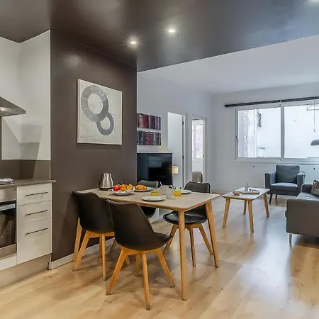 1690 - Ab Eixample Rossello Apartment Barcelona