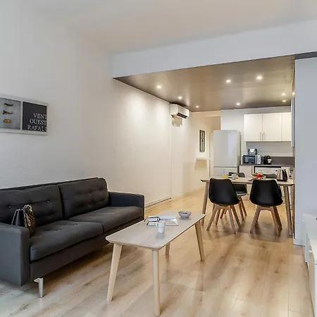 1690 - Ab Eixample Rossello Apartment *